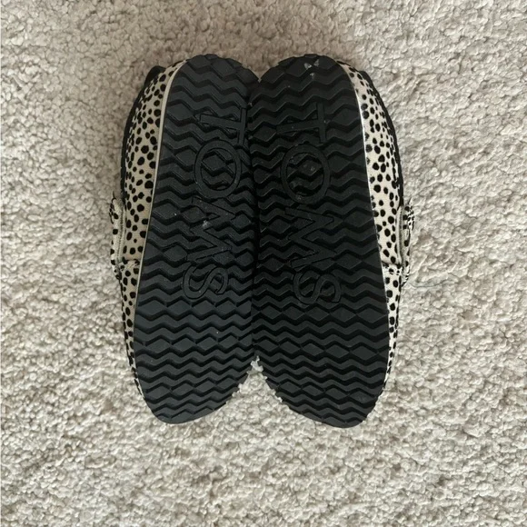 Toms Cheetah Print Toddler Shoes - Picture 3 of 4